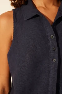 TRENDYOLMİLLA Navy Blue 100% Linen Sleeveless Blouse - Image 5