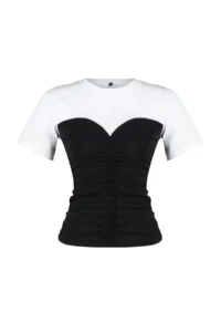 TRENDYOLMİLLA Color Blocked Fitted Short Sleeve Flexible Knitting Blouse - Image 7