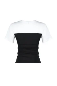 TRENDYOLMİLLA Color Blocked Fitted Short Sleeve Flexible Knitting Blouse - Image 8