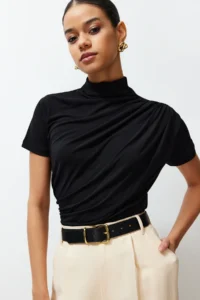 TRENDYOLMİLLA Black Drape Detailed Fitted Short Sleeve Dog collar Flexible Knitting Blouse - Image 3