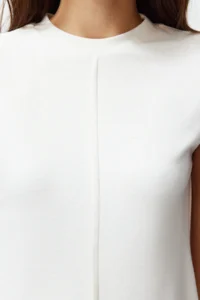 TRENDYOLMİLLA Ecru Viscous/Soft Material Fitted/Flexible Knitting Blouse - Image 5