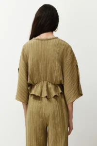 TRENDYOLMİLLA Oil Green textured Material with flywheel Weaving Blouse - Image 6