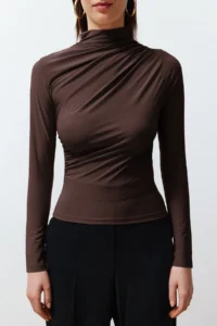 TRENDYOLMİLLA Brown Shirred Square Neck Fitted Flexible Knitting Blouse - Image 6