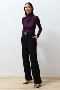 TRENDYOLMİLLA Plum Shirred Square Neck Body-fitting Flexible Knitting Blouse - Image 2