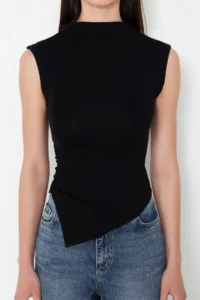 TRENDYOLMİLLA Black Dog collar Drape Detailed Fitted Asymmetric Knitting Blouse - Image 5