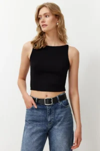 TRENDYOLMİLLA Black Sleeveless Fitted Flexible Knitting Blouse - Image 2