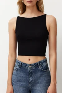 TRENDYOLMİLLA Black Sleeveless Fitted Flexible Knitting Blouse - Image 5