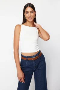 TRENDYOLMİLLA White Sleeveless Fitted Flexible Knitting Blouse