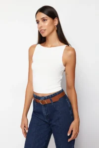 TRENDYOLMİLLA White Sleeveless Fitted Flexible Knitting Blouse - Image 3