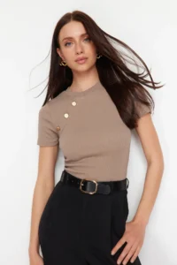 TRENDYOLMİLLA Mink Button Detailed Ribbed Fitted Flexible Knitting Blouse - Image 6