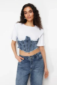 TRENDYOLMİLLA White denim Detailed Crop padded Knitting Blouse - Image 2