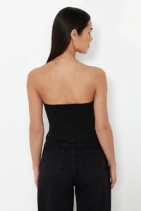 TRENDYOLMİLLA Black-Ecru 2 Sets Paket Fitted Crop Flexible Knitting Blouse - Image 3