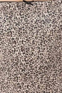 TRENDYOLMİLLA Brown Leopard Printed Sleeveless Crop Super Flexible Knitting Blouse - Image 4