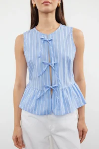 TRENDYOLMİLLA Mavi Striped Front Binding Detailed Sleeveless Weaving Blouse - Image 3