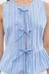 TRENDYOLMİLLA Mavi Striped Front Binding Detailed Sleeveless Weaving Blouse - Image 4