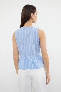 TRENDYOLMİLLA Mavi Striped Front Binding Detailed Sleeveless Weaving Blouse - Image 5