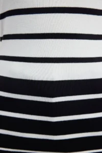 TRENDYOLMİLLA Ecru Zero Sleeve Striped Knitwear Blouse - Image 4