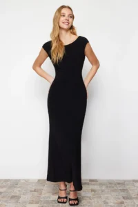 TRENDYOLMİLLA Black Low-cut back Fitted Maxi Flexible Knitting Maxi Pen Dress - Image 3