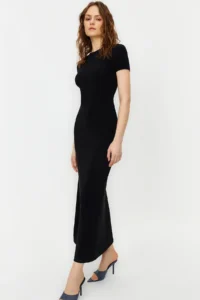 TRENDYOLMİLLA Black Short Sleeve bodycone/Fitting Crew Neck Flexible Knitting Maxi Pen Dress - Image 7