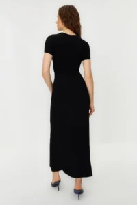 TRENDYOLMİLLA Black Short Sleeve bodycone/Fitting Crew Neck Flexible Knitting Maxi Pen Dress - Image 9