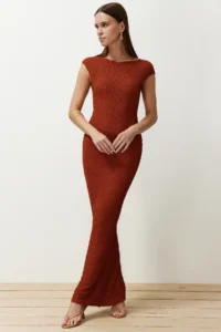 TRENDYOLMİLLA Brick Rejection textured Material Fitted Moon Arm Flexible Knitting Midi Pen Dress
