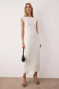 TRENDYOLMİLLA Ecru textured Material Fitted Moon Arm Flexible Knitting Midi Pen Dress