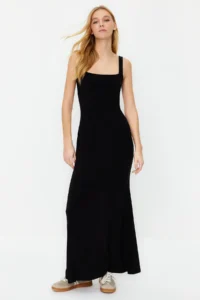 TRENDYOLMİLLA Black Thick Sleeveless Fitted Flexible Knitting Maxi Pen Dress - Image 3