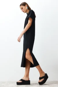 TRENDYOLMİLLA Black Plain T-Shirt Dress 100% Cotton Slit Detailed shift/Casual Cut Midi - Image 3