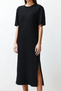 TRENDYOLMİLLA Black Plain T-Shirt Dress 100% Cotton Slit Detailed shift/Casual Cut Midi - Image 5