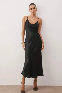 TRENDYOLMİLLA Black Plain Kesim Satin Sleeveless Maxi Weaving Dress - Image 2