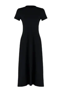 TRENDYOLMİLLA Black with pocket Crew Neck A-line Knitting Midi Dress - Image 7