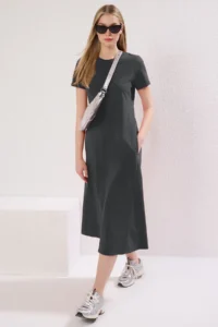 TRENDYOLMİLLA Anthracite Plain T-Shirt Dress Pocket Midi Knitting Dress