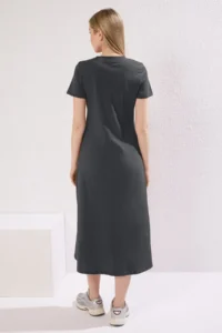 TRENDYOLMİLLA Anthracite Plain T-Shirt Dress Pocket Midi Knitting Dress - Image 4