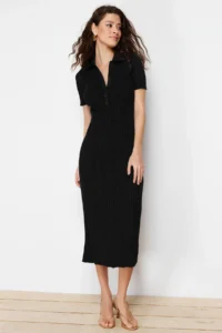 TRENDYOLMİLLA Black Maxi Polo Shirt Collar Dress - Image 2