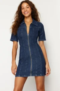TRENDYOLMİLLA Dark Blue Zippered Fitted/Fitted Mini comfort/Flexible denim Dress - Image 3