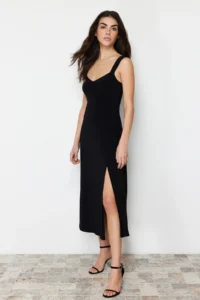 TRENDYOLMİLLA Black Heart Yaka slit Plain Flexible Knitting Midi Dress - Image 2