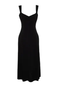 TRENDYOLMİLLA Black Heart Yaka slit Plain Flexible Knitting Midi Dress - Image 6