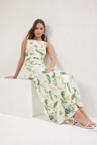 TRENDYOLMİLLA Ecru Floral Printed Shiny Surface Boat Kaya Fitted Flexible Knitting Pen Dress - Image 2