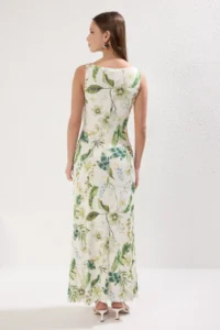 TRENDYOLMİLLA Ecru Floral Printed Shiny Surface Boat Kaya Fitted Flexible Knitting Pen Dress - Image 4