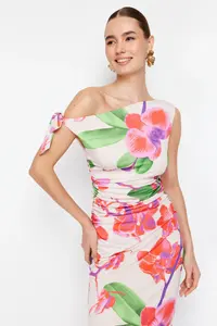 TRENDYOLMİLLA Multicolored Floral Printed Knitting Maxi Flexible Pen Dress - Image 2