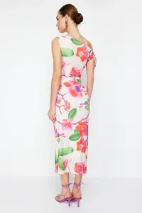 TRENDYOLMİLLA Multicolored Floral Printed Knitting Maxi Flexible Pen Dress - Image 6