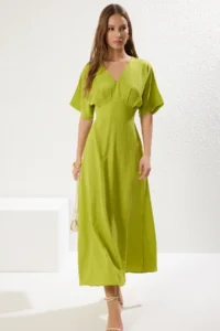 TRENDYOLMİLLA Oil Green A Cut Bodice Detailed V-neck Maxi Weaving Dress - Image 5