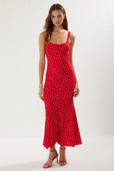 TWOSS24EL00682-RED_1