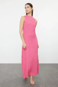TRENDYOLMİLLA Fuchsia Plain textured A Cut/Life Form Crew Neck textured Maxi Dress - Image 2