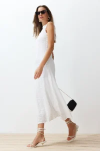 TRENDYOLMİLLA White Plain textured A Cut/Life Form Crew Neck textured Maxi Dress - Image 3