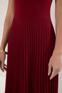 TRENDYOLMİLLA Burgundy pleated Lined Sleeveless Flexible Knitting Midi Dress - Image 3