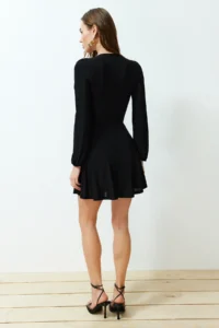 TRENDYOLMİLLA Black Plain skater V-neck skater/Sandy Midi Dress - Image 6