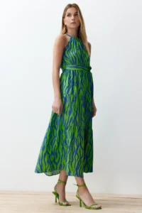TRENDYOLMİLLA Mavi animals shift Barbell Neck Barbell Collar shally Maxi Weaving Dress - Image 3