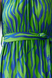 TRENDYOLMİLLA Mavi animals shift Barbell Neck Barbell Collar shally Maxi Weaving Dress - Image 5