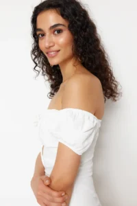 TRENDYOLMİLLA White Plain bodycone Crepe Lined Mini Weaving Dress - Image 4